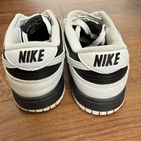 Nike Dunk Low Size Womens 7 Reverse Panda Sneakers Black & White PD9064-011 - Picture 3 of 7